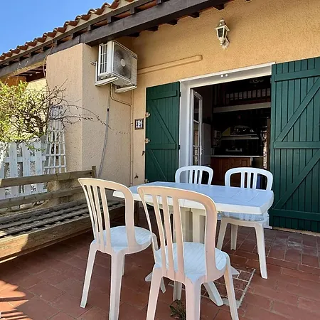 Maison 3 Pieces Mezzanine Dans Avec Piscine 5 Couchages Ar100-035 Villa *