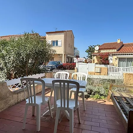 Maison 3 Pieces Mezzanine Dans Avec Piscine 5 Couchages Ar100-035 Villa